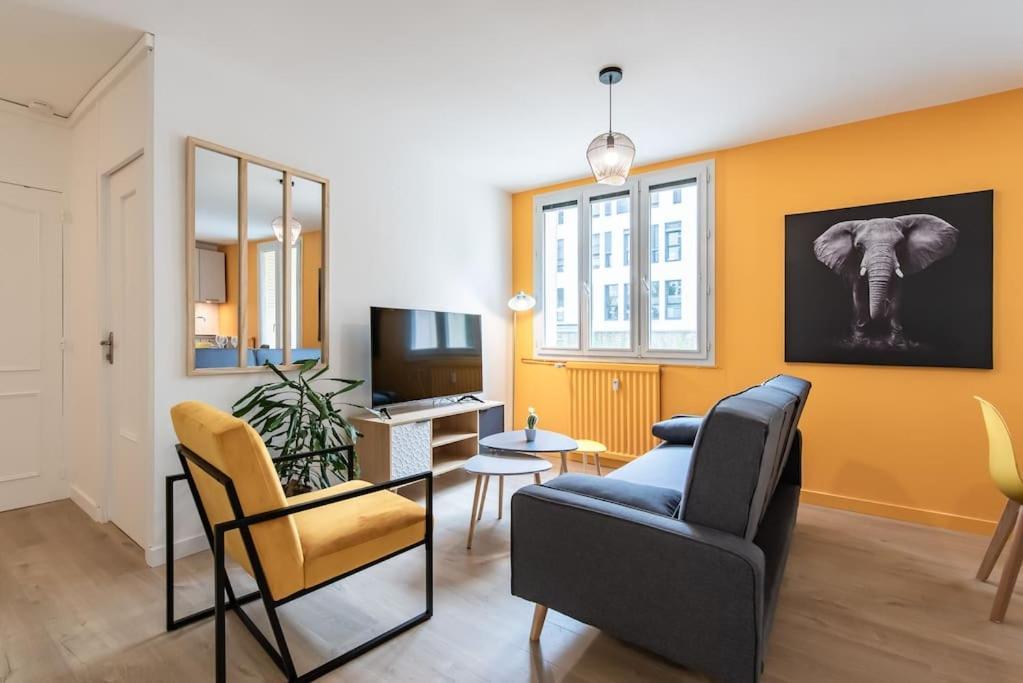 וילאורבן Appartement Renove Pour 6 Avec Parking מראה חיצוני תמונה