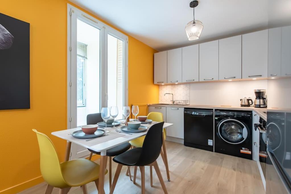 וילאורבן Appartement Renove Pour 6 Avec Parking מראה חיצוני תמונה